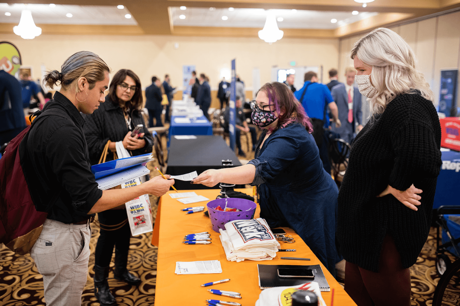 Register Now For the Broadcasters Career Fair on Saturday, March 26!